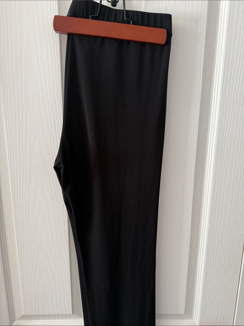 Karen Kane Black Straight-Leg Pants